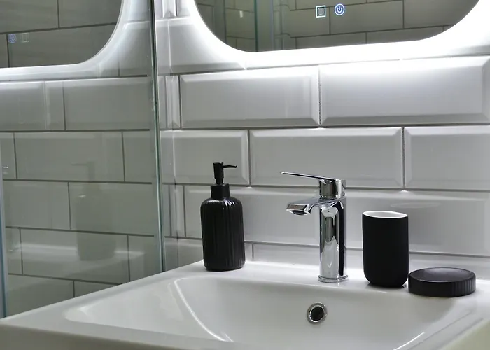 Le Petit Paris Apartament *