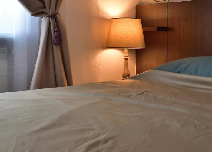 アパート Le Petit Paris ブカレスト